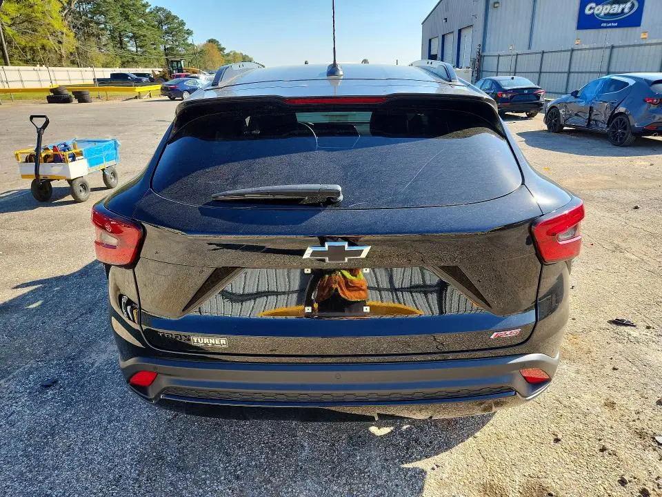 2025 CHEVROLET TRAX 2RS  