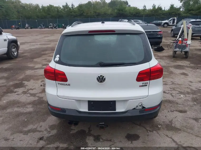 2016 VOLKSWAGEN TIGUAN S