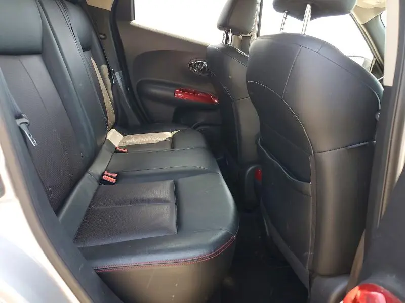 2015 NISSAN JUKE SL  