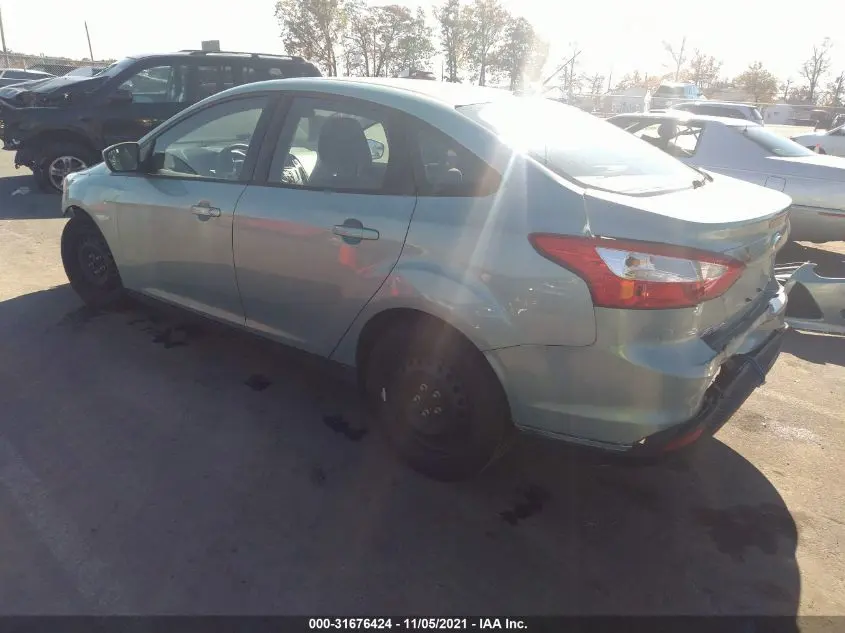 2012 FORD FOCUS SE