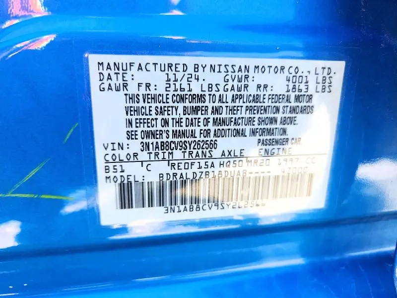 2025 NISSAN SENTRA SV  