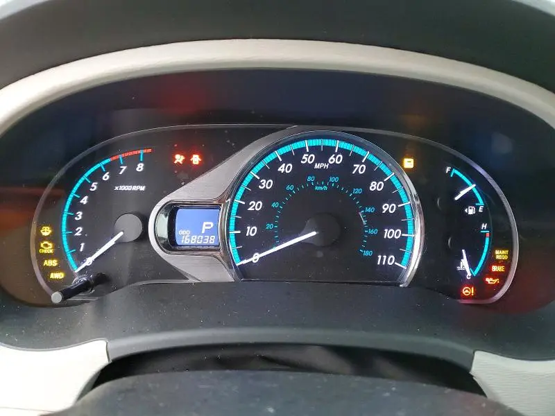 2011 TOYOTA SIENNA XLE  