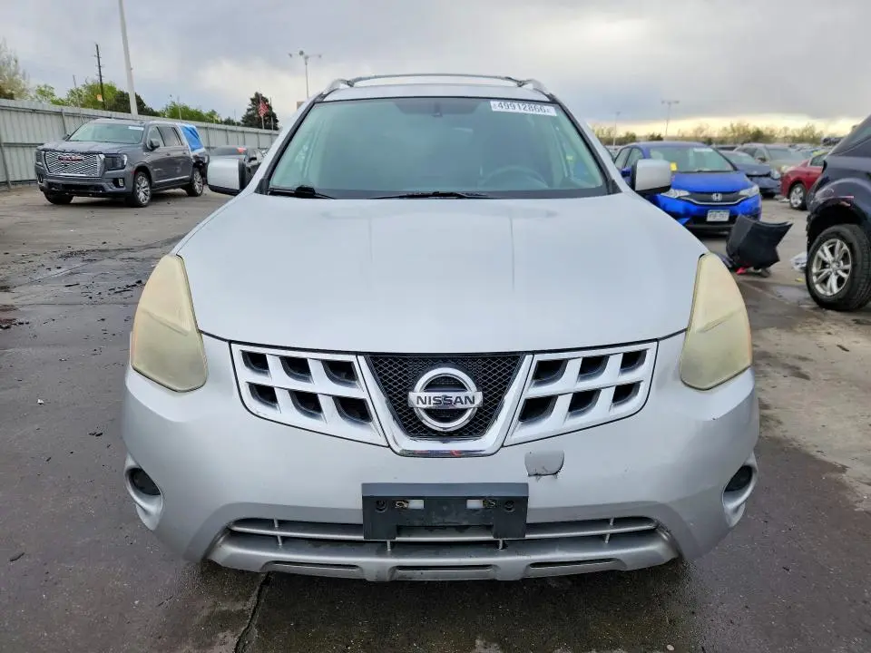 2011 NISSAN ROGUE S  