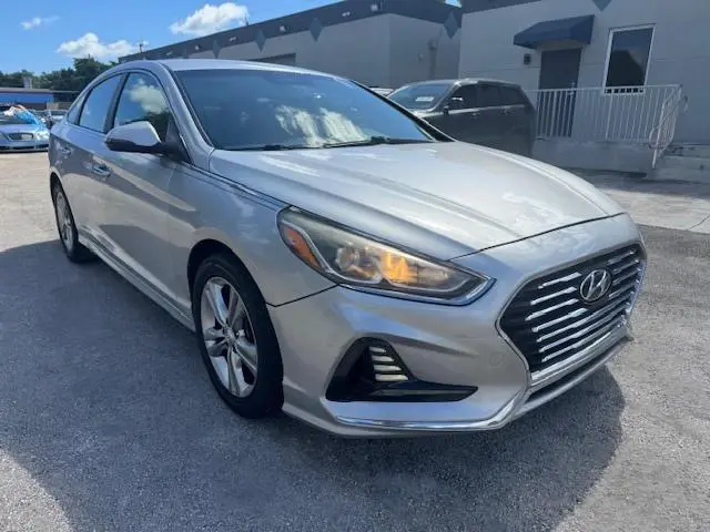 2018 HYUNDAI SONATA SPORT  