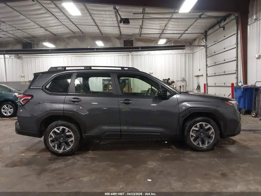 2025 SUBARU FORESTER  