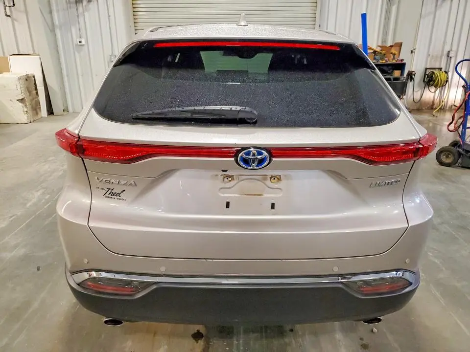 2024 TOYOTA VENZA LIMITED  