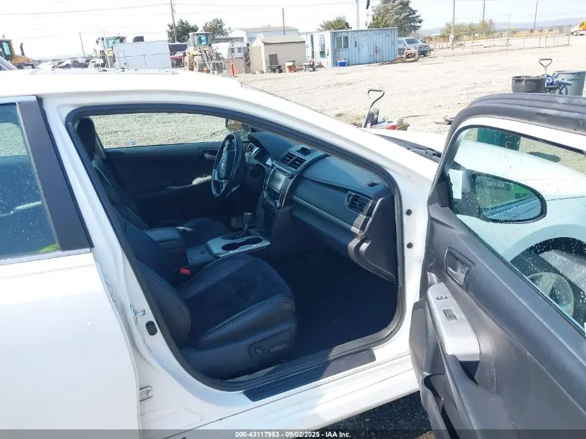 2012 TOYOTA CAMRY SE