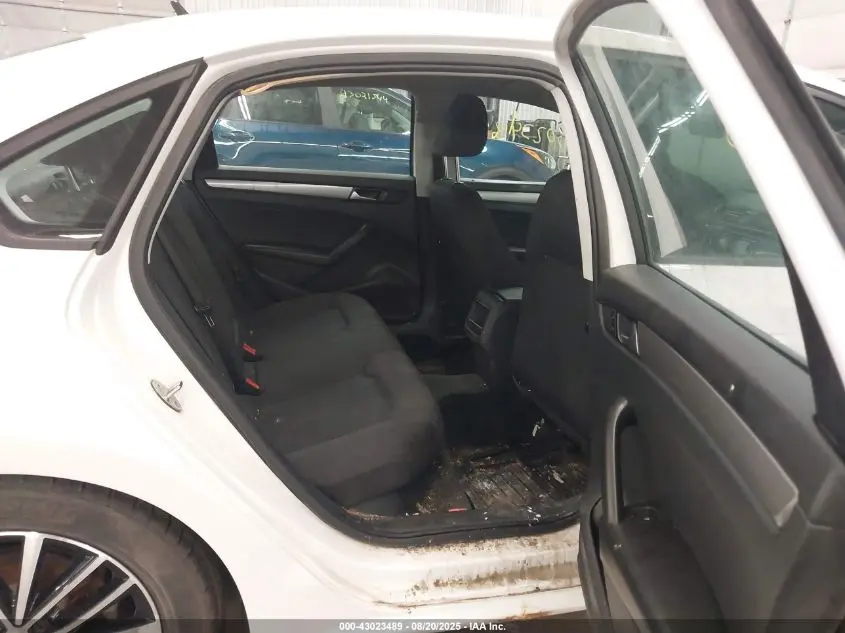 2015 VOLKSWAGEN PASSAT 1.8T S