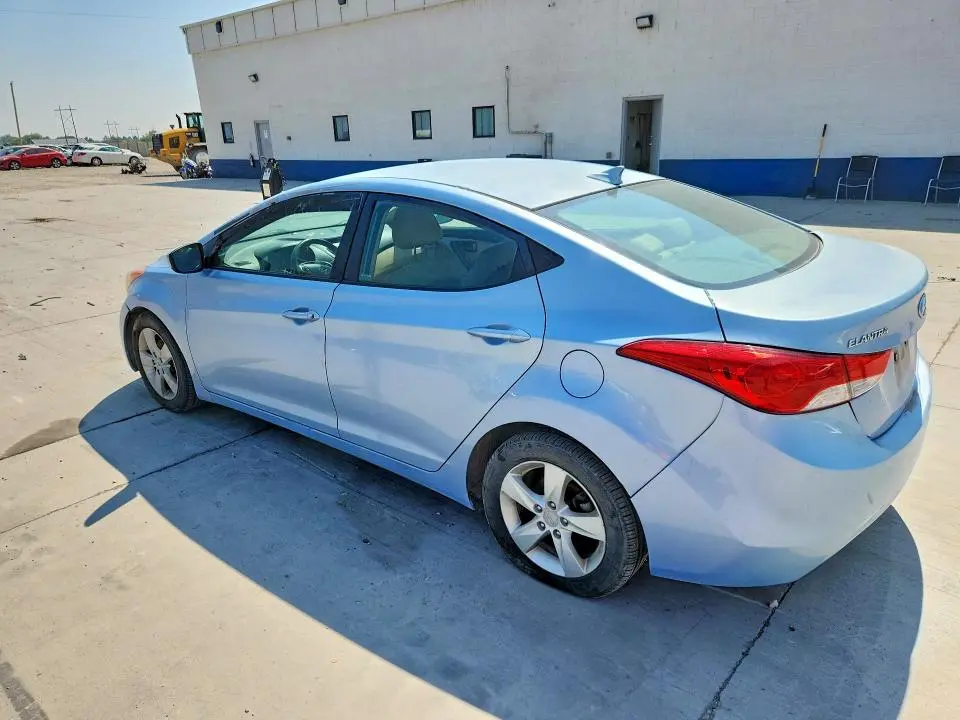 2012 HYUNDAI ELANTRA   