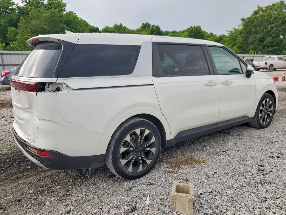 2024 KIA CARNIVAL EX  