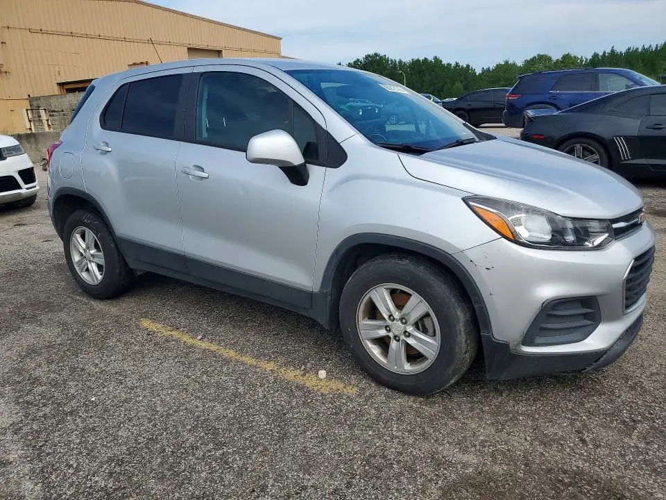 2022 CHEVROLET TRAX LS  
