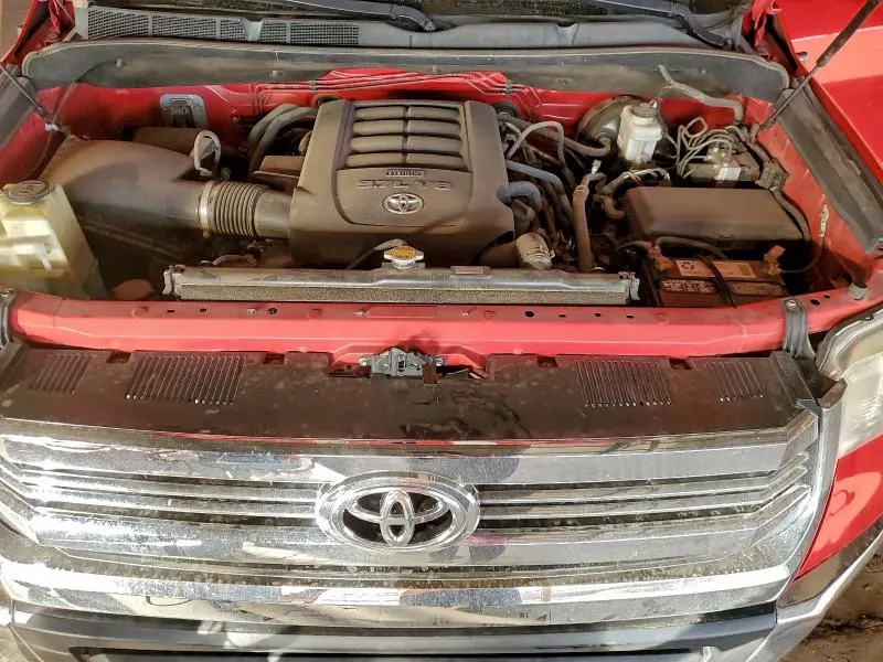 2016 TOYOTA TUNDRA CREWMAX SR5  