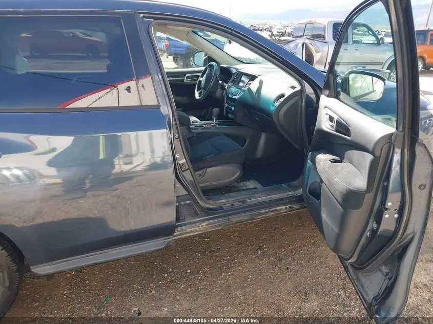 2016 NISSAN PATHFINDER S