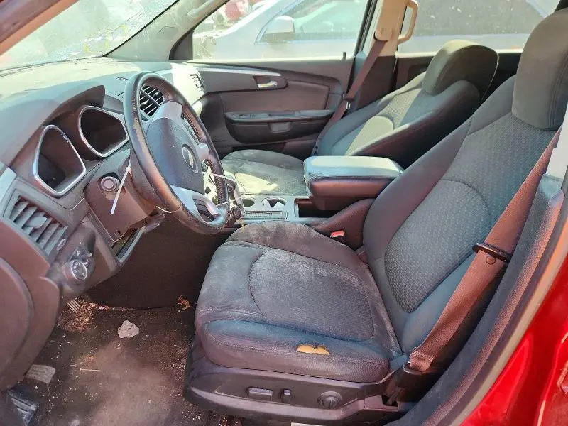2010 CHEVROLET TRAVERSE LT  