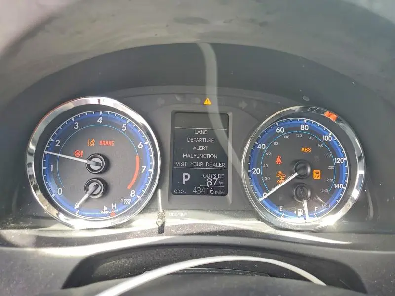 2019 TOYOTA COROLLA LE  