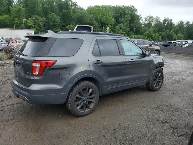 2017 FORD EXPLORER XLT  