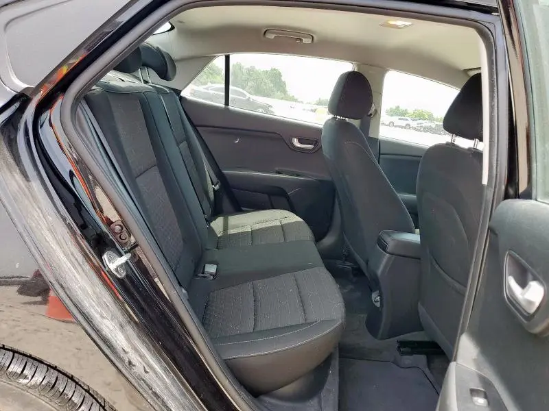 2021 KIA RIO LX  