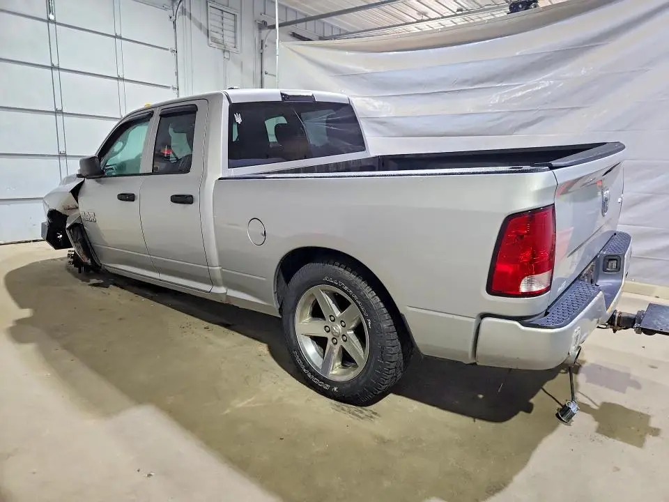 2016 RAM 1500 ST  