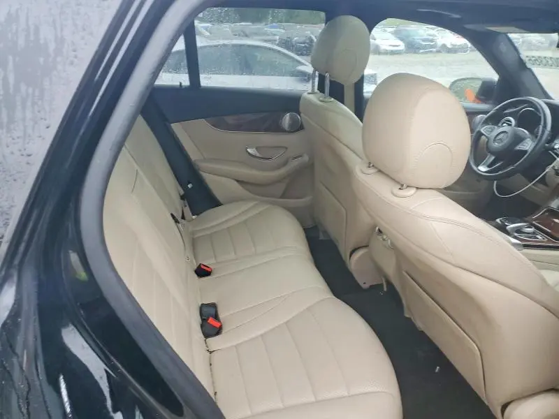 2017 MERCEDES-BENZ GLC 300 4MATIC  