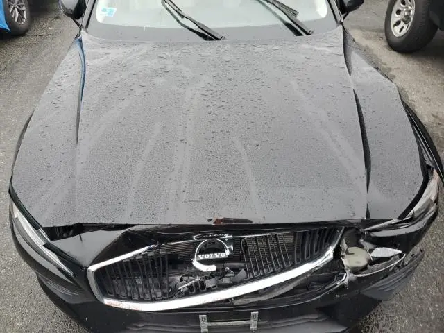 2020 VOLVO S60 T5 MOMENTUM  