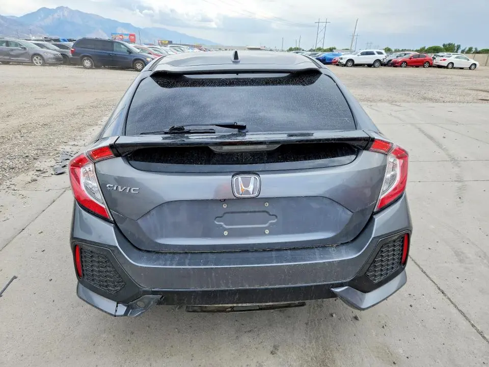 2018 HONDA CIVIC EX  