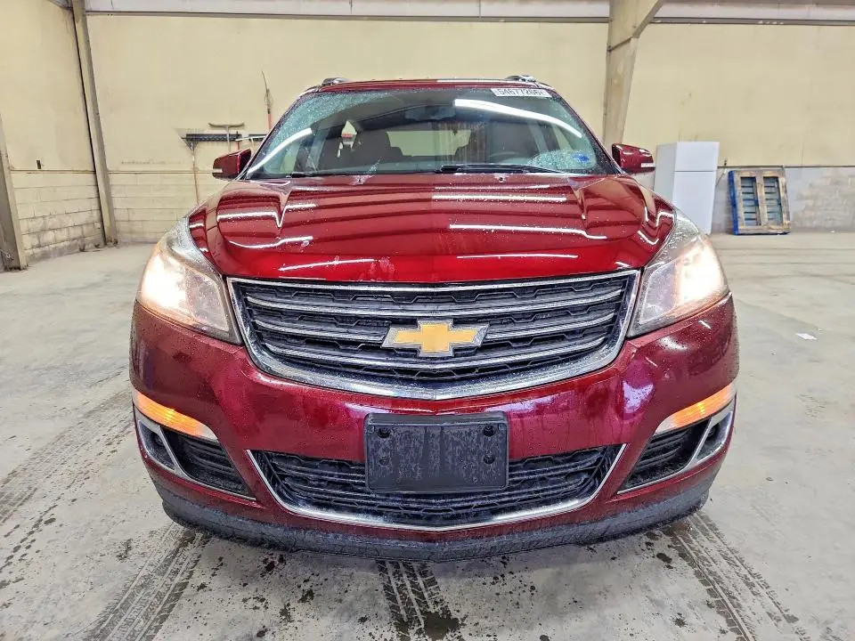 2015 CHEVROLET TRAVERSE LT  