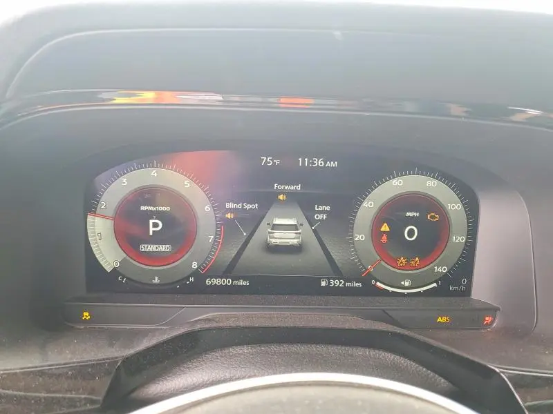 2023 NISSAN PATHFINDER PLATINUM  