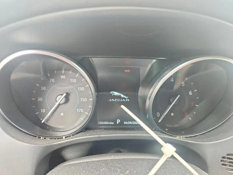 2019 JAGUAR F-PACE PREMIUM  