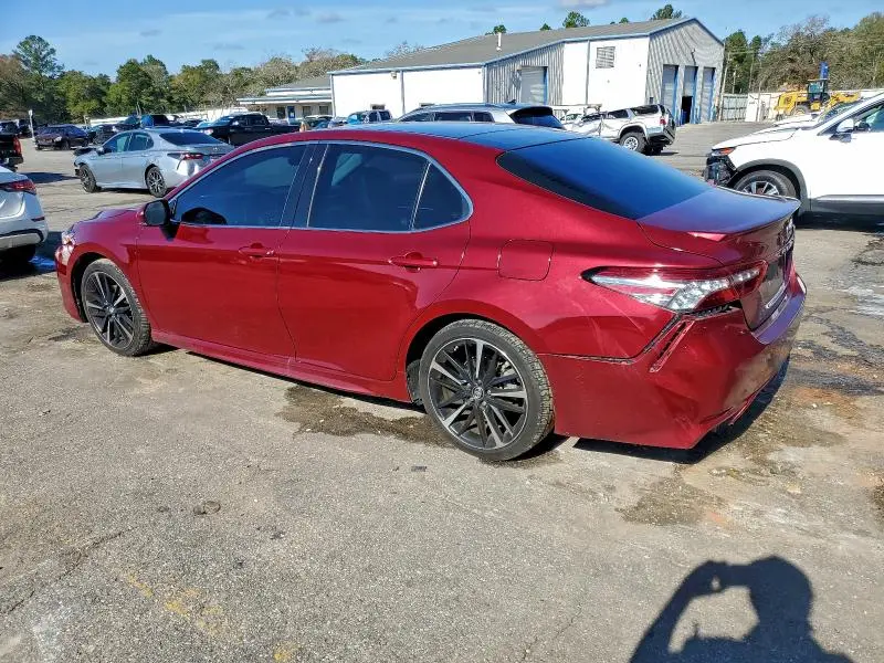 2018 TOYOTA CAMRY XSE  