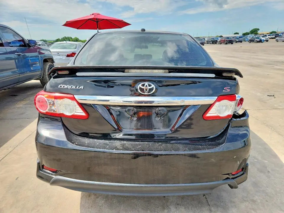 2011 TOYOTA COROLLA S  