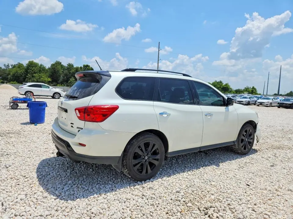 2018 NISSAN PATHFINDER   