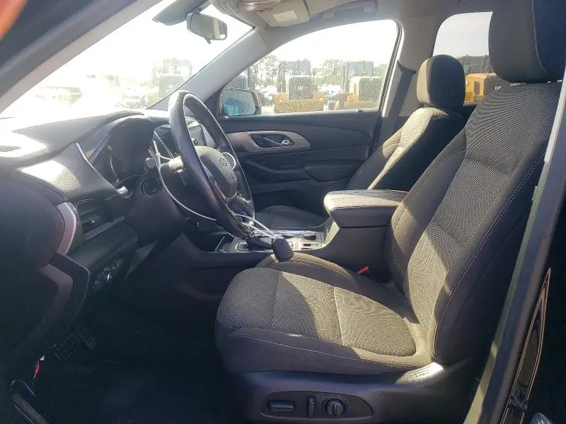 2019 CHEVROLET TRAVERSE LT  