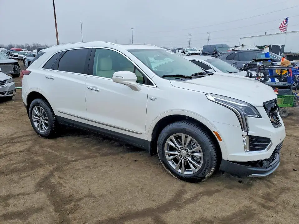 2021 CADILLAC XT5 PREMIUM LUXURY  