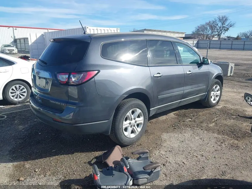 2013 CHEVROLET TRAVERSE LS