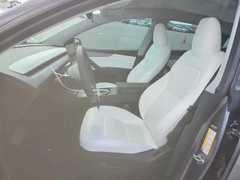 2026 TESLA MODEL Y   