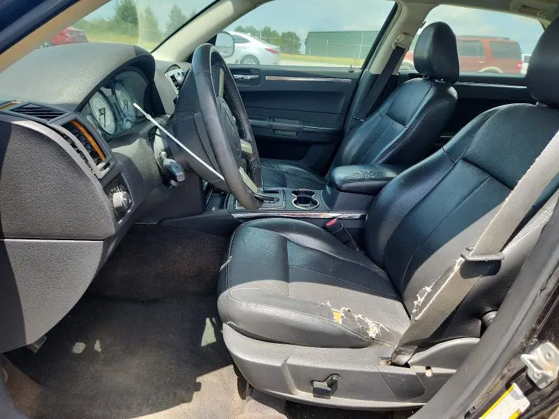 2010 CHRYSLER 300 TOURING  
