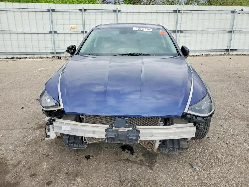 2021 HYUNDAI SONATA SE  