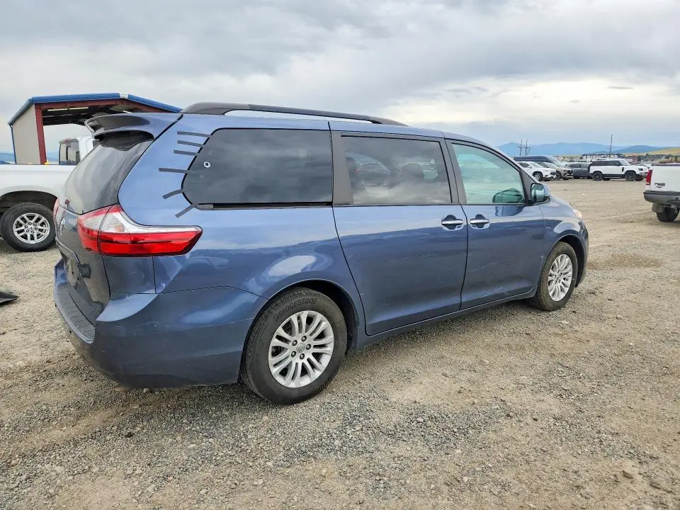 2017 TOYOTA SIENNA XLE 8-PASSENGER  