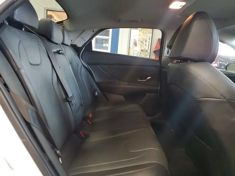 2022 HYUNDAI ELANTRA LIMITED  