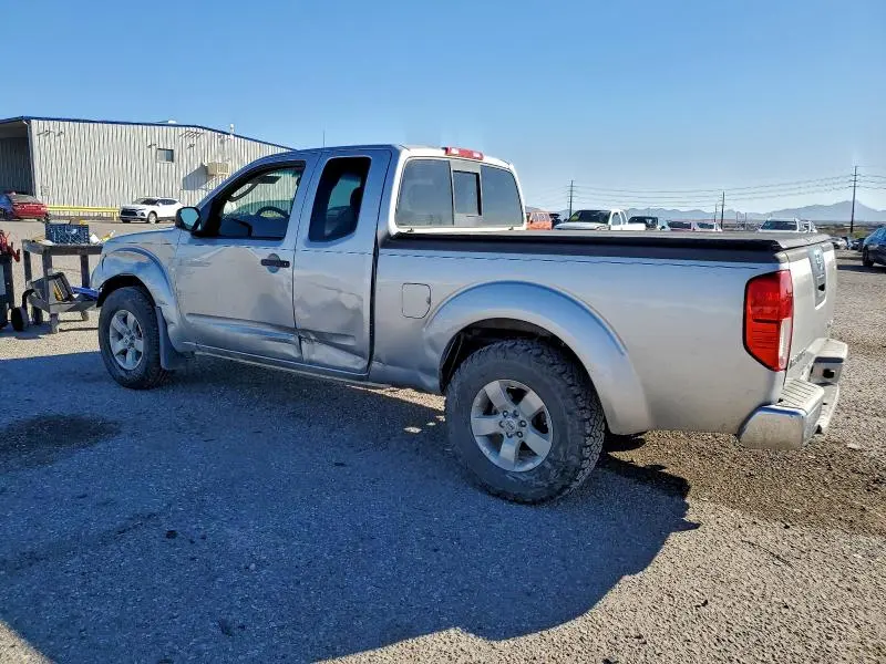 2011 NISSAN FRONTIER SV  
