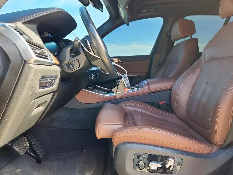 2020 BMW X5   