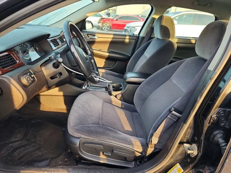 2011 CHEVROLET IMPALA LT  