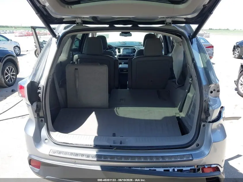 2016 TOYOTA HIGHLANDER LIMITED V6