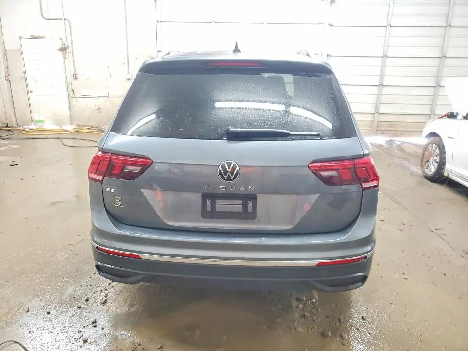 2023 VOLKSWAGEN TIGUAN SE  