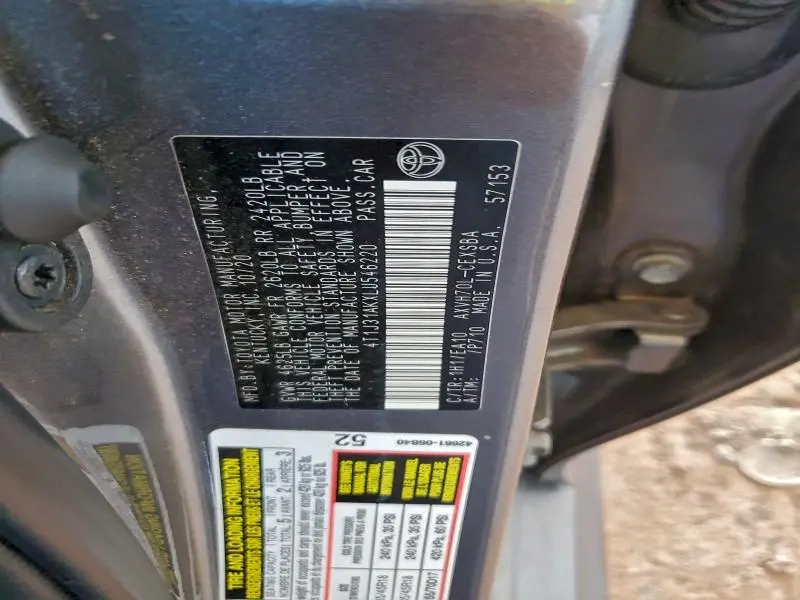 2020 TOYOTA CAMRY SE  