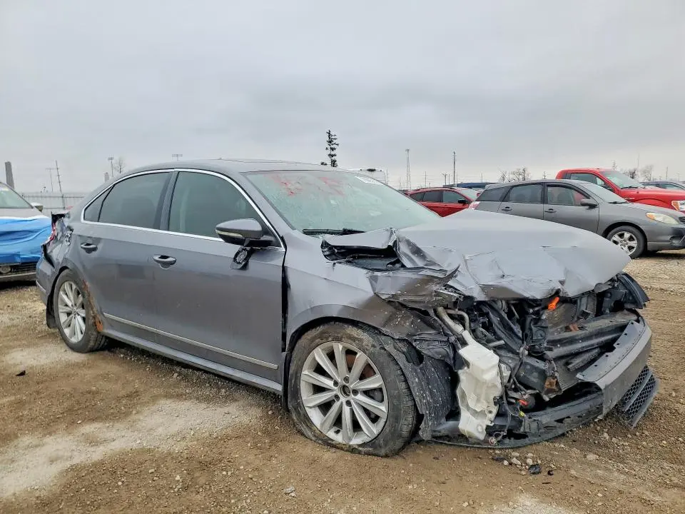 2012 VOLKSWAGEN PASSAT SEL  