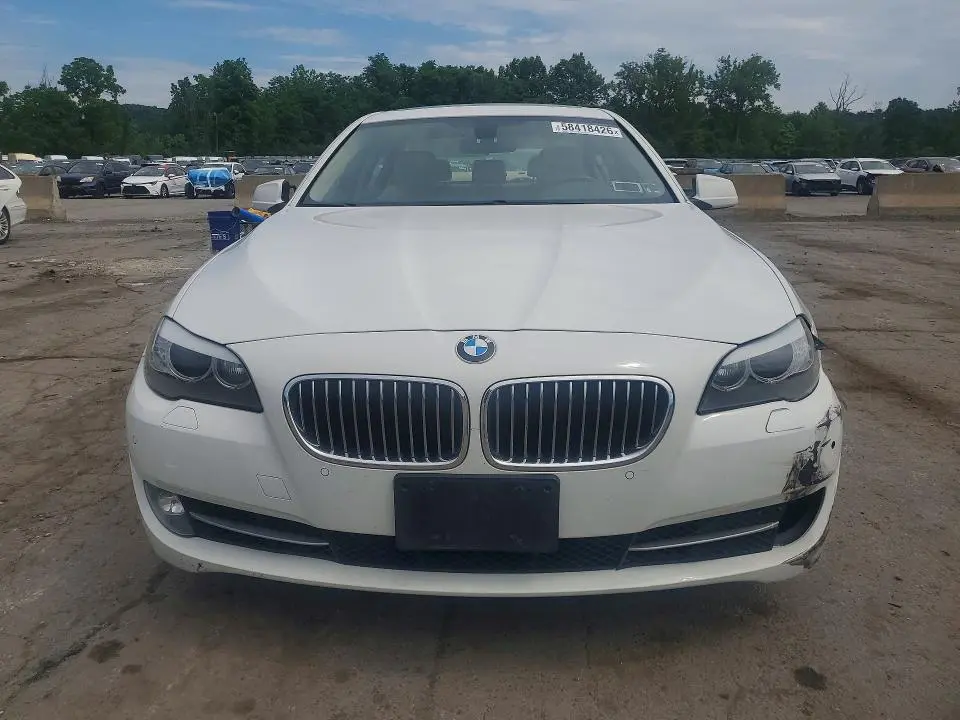 2013 BMW 528 XI  
