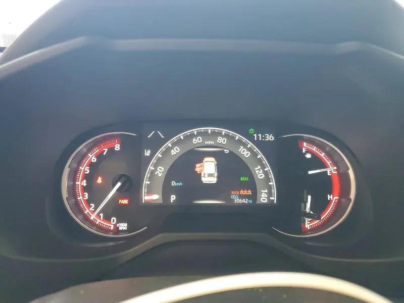 2023 TOYOTA RAV4 XLE  