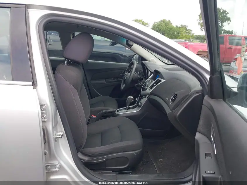 2015 CHEVROLET CRUZE 1LT AUTO