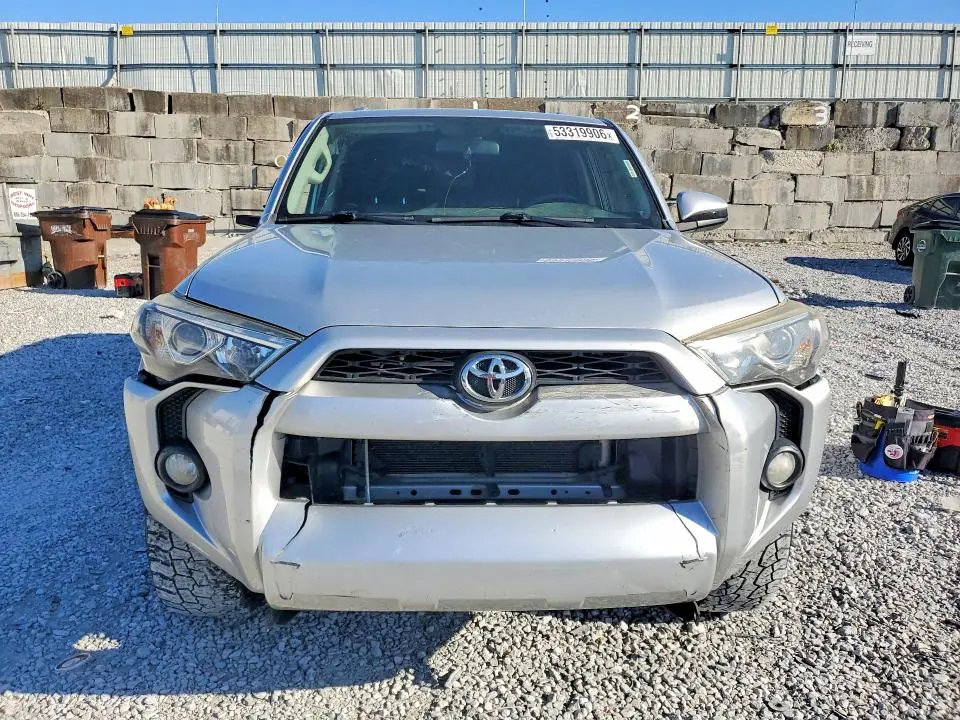 2016 TOYOTA 4RUNNER SR5  